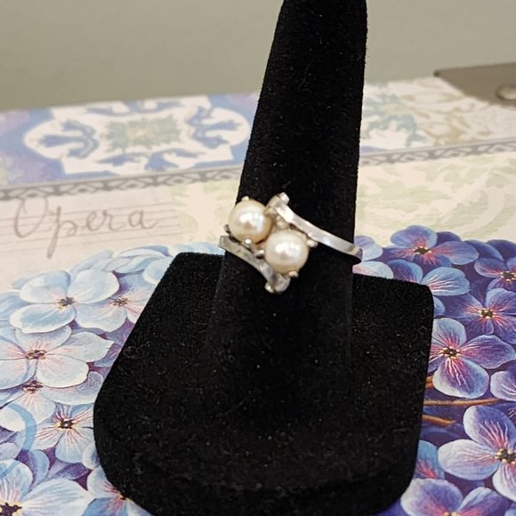 Vintage Double Pearl 10KT White Gold Ring - Picture 1 of 9